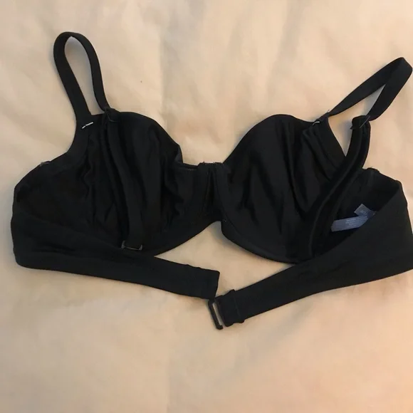 Aerie bikini top and bottoms - Picture 3 of 8